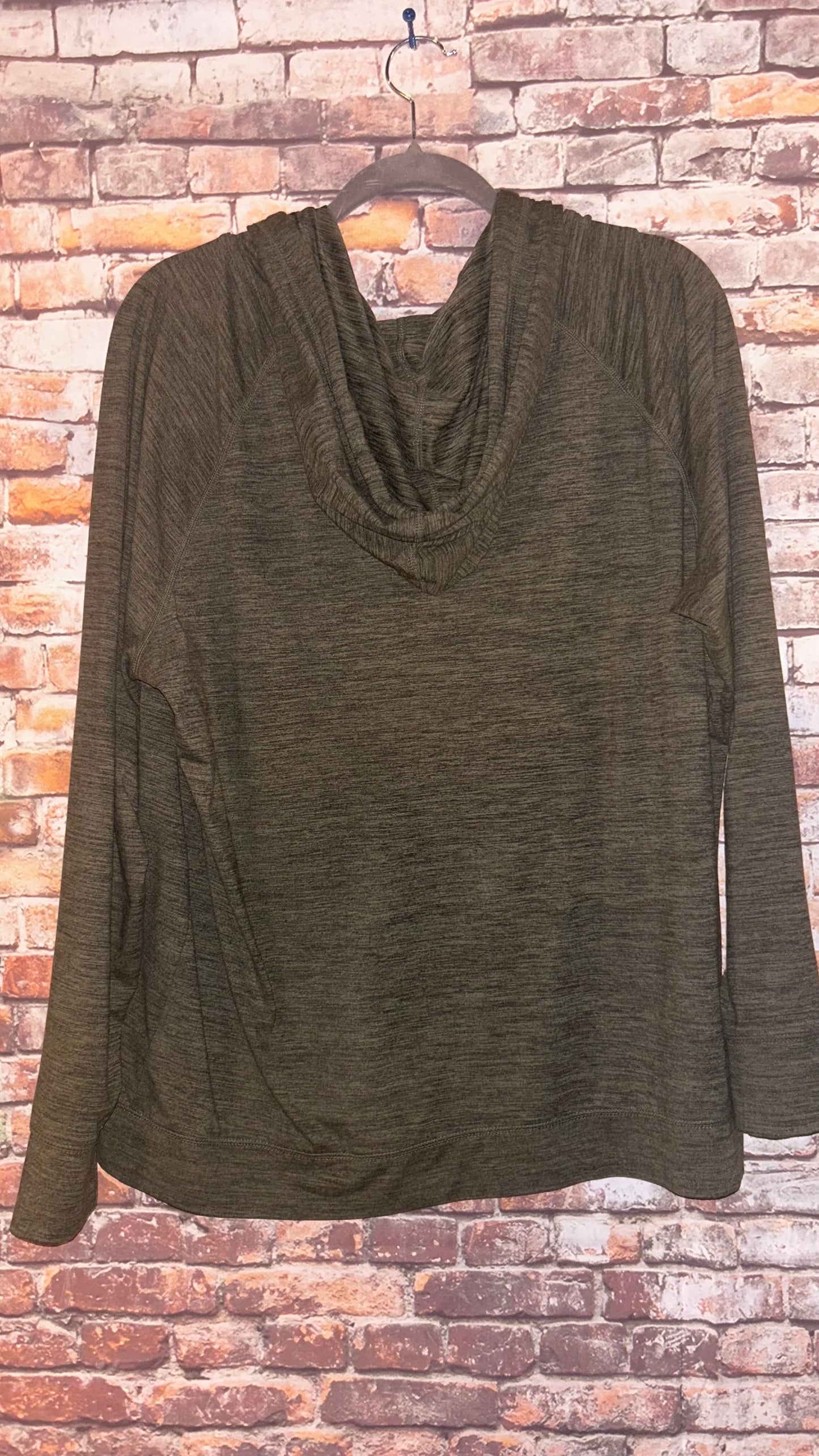 Women’s Maurices all in motion extra large top with stretch thrifty piece 