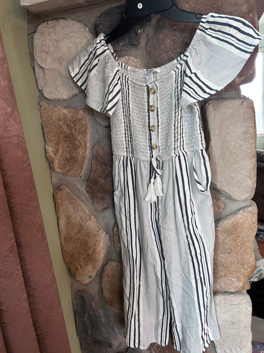 Youth girl, size 7 jumpsuit thrifty piece