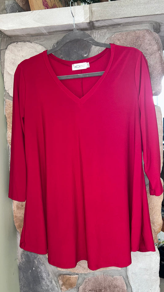 Women’s red top size large/extra large wood stretch thrifty piece